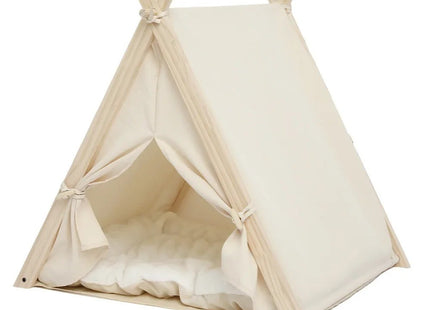 Casa De Madera Triangular